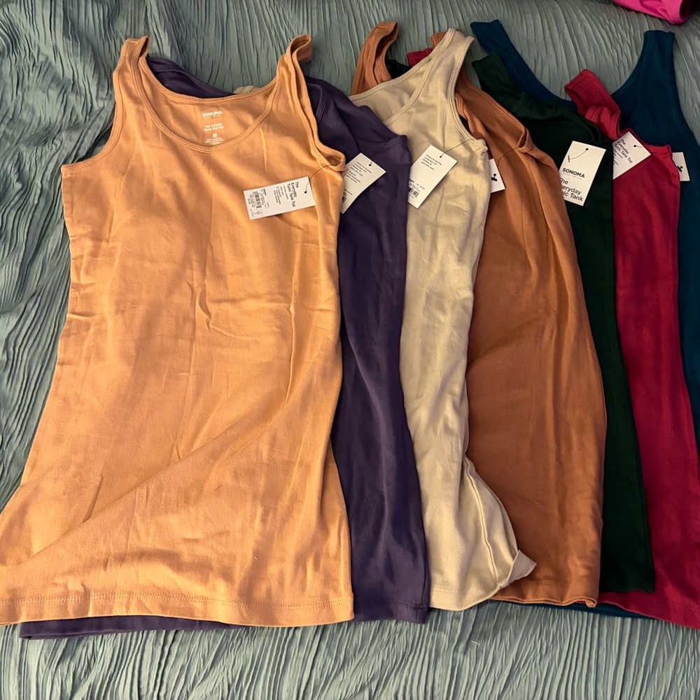 Sonoma Everyday Tunic Tanks (7) - Women's Size M